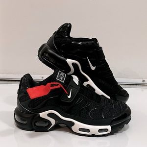 Nike Air Max Plus kids Size 3Y